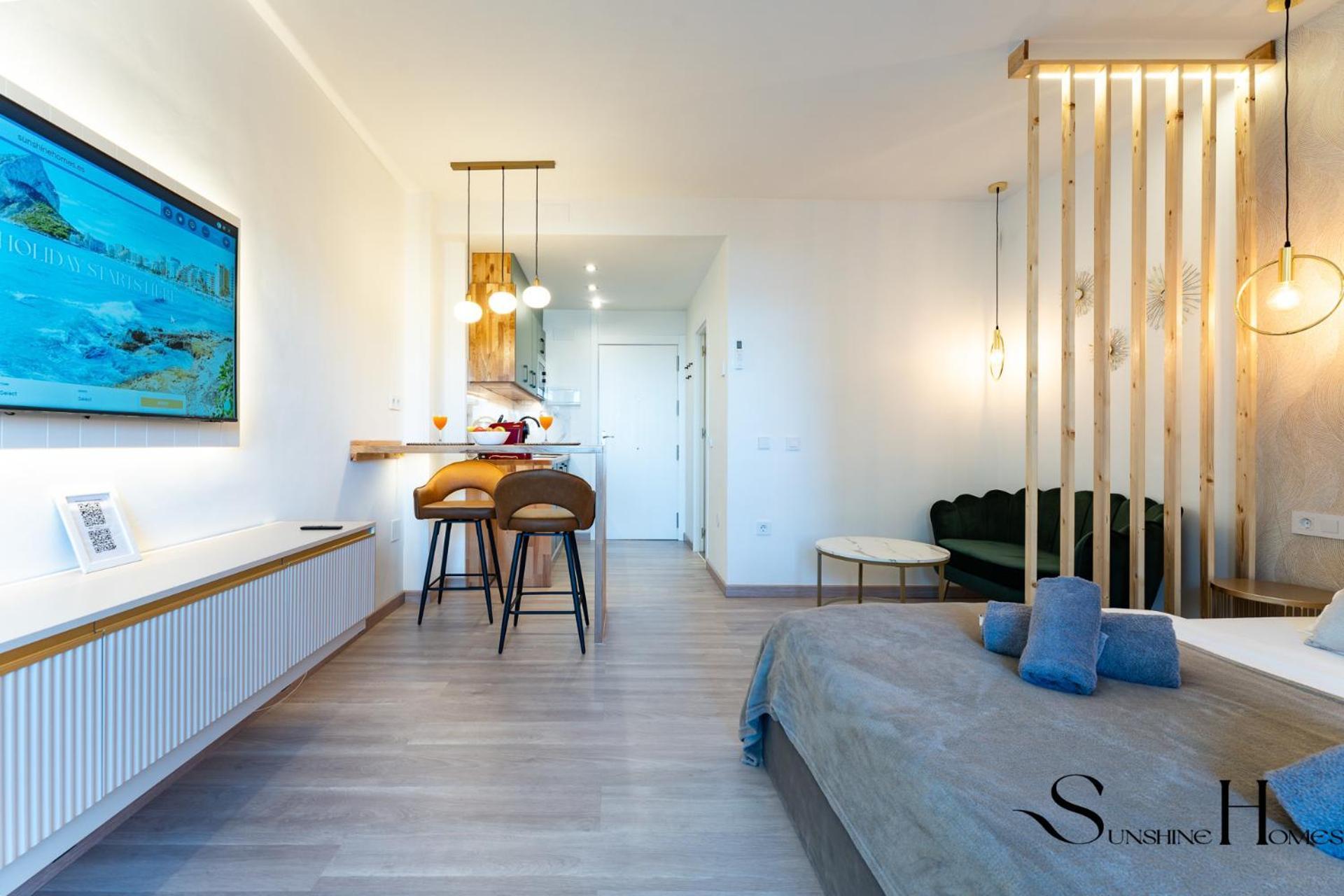 Seaview Beachfront Studio With Aqua Park & Balcony Benalmádena Exteriör bild