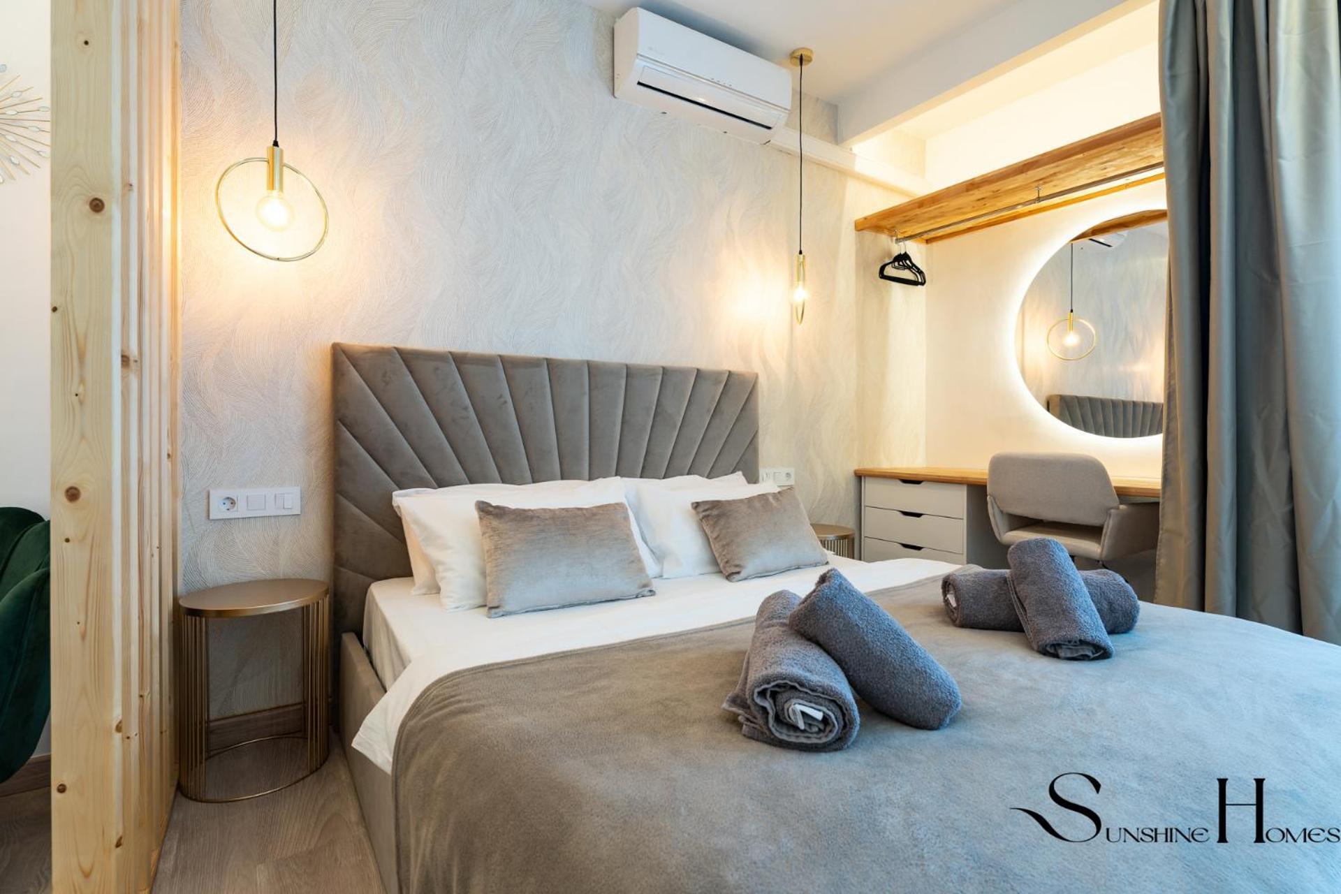 Seaview Beachfront Studio With Aqua Park & Balcony Benalmádena Exteriör bild